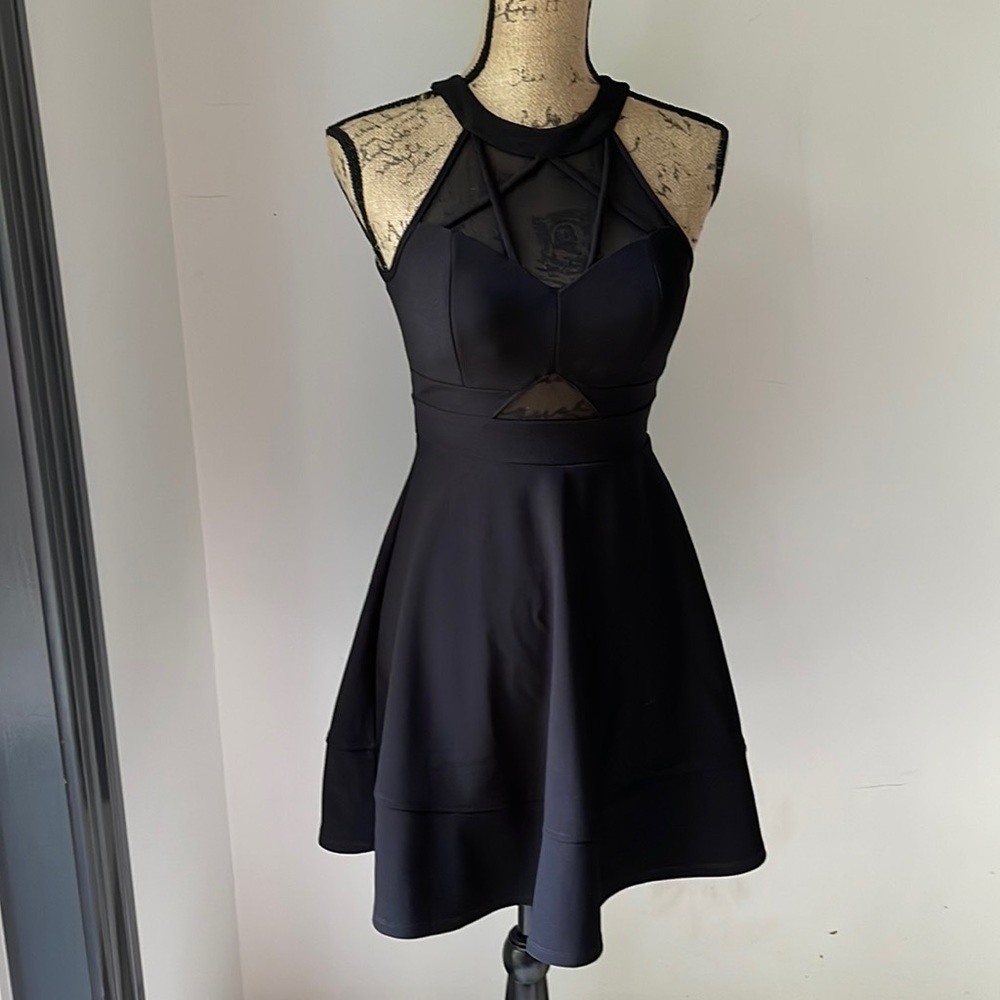 Party Dress!!  Size Small LIKE NEW!